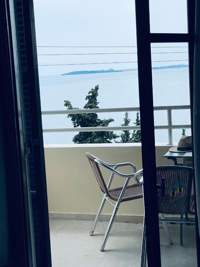 Hotel Odeon B&B برباتي المظهر الخارجي الصورة