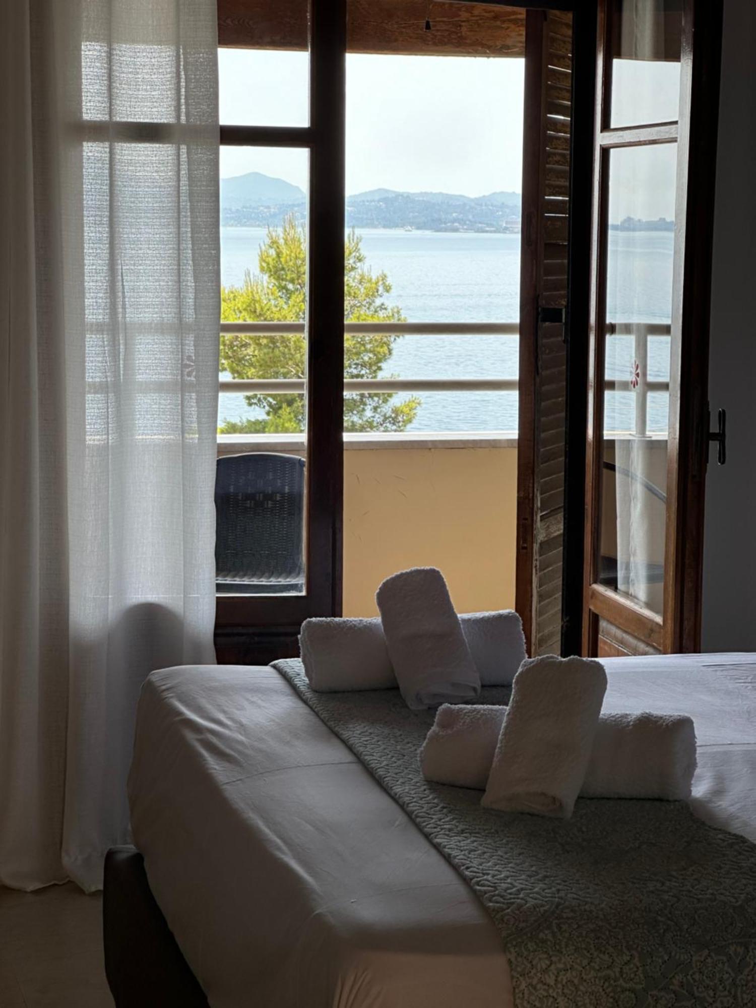 Hotel Odeon B&B برباتي المظهر الخارجي الصورة